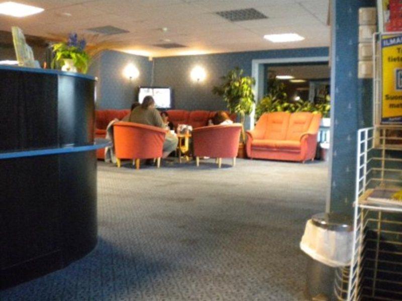 Hotel Stroomi 2*